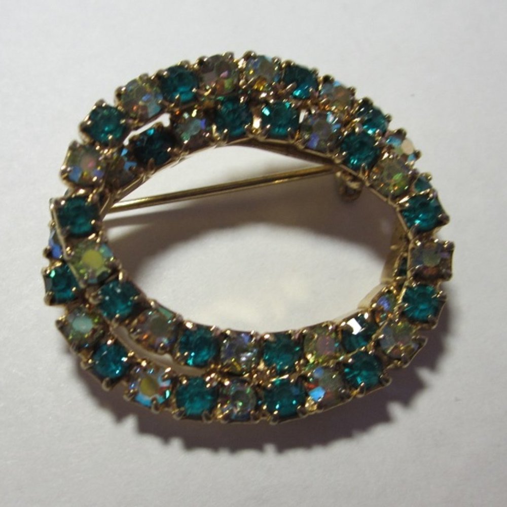 Georgeous  Vintage Aqua & Aurora Borealis Brooch